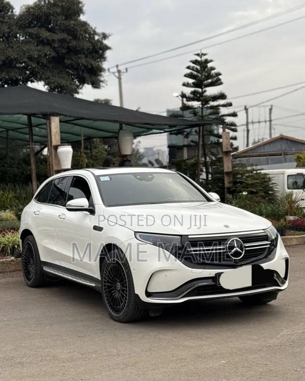 Mercedes-Benz EQC EQC400 4MATIC 2022 White