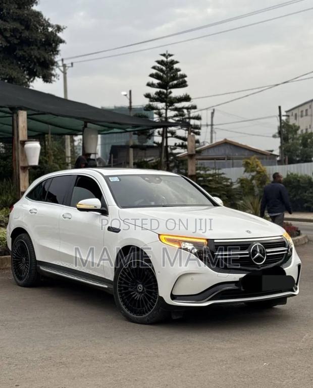 Mercedes-Benz EQC EQC400 4MATIC 2022 White