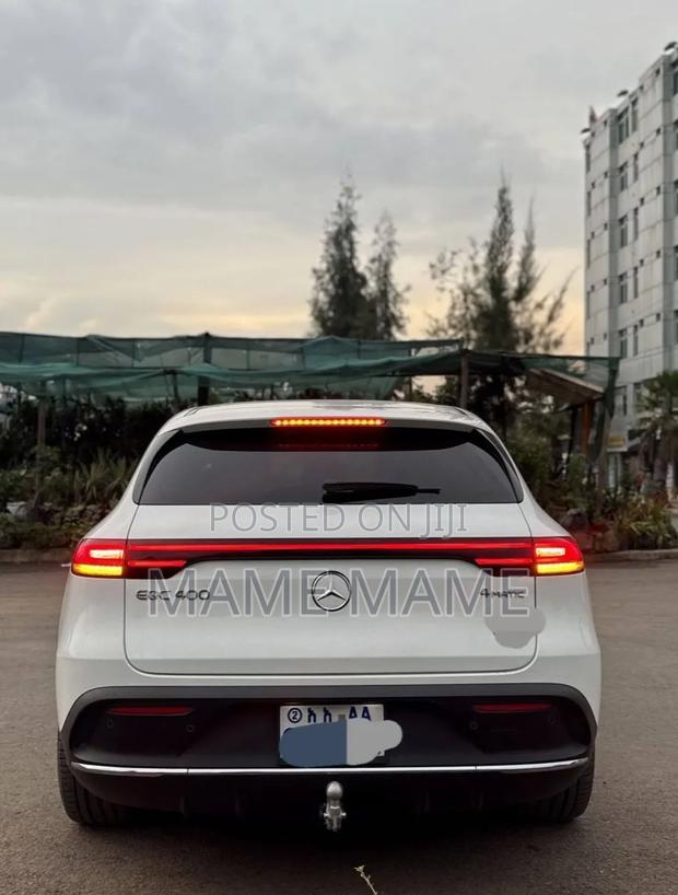 Mercedes-Benz EQC EQC400 4MATIC 2022 White
