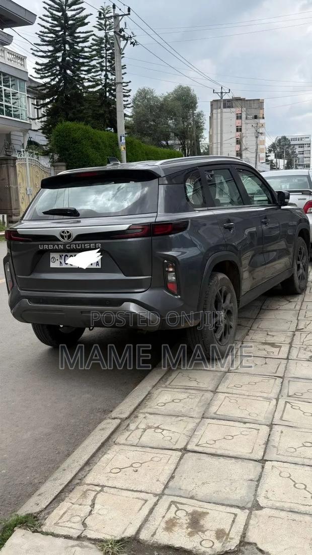New Toyota Urban Cruiser 2024 Gray