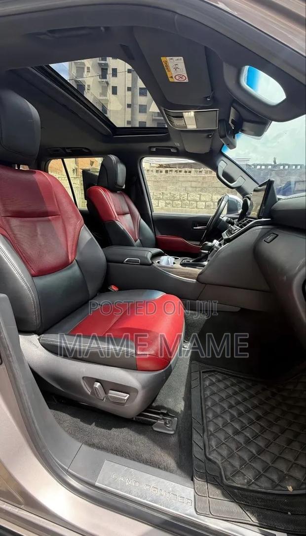 Toyota Land Cruiser 2023 Gray