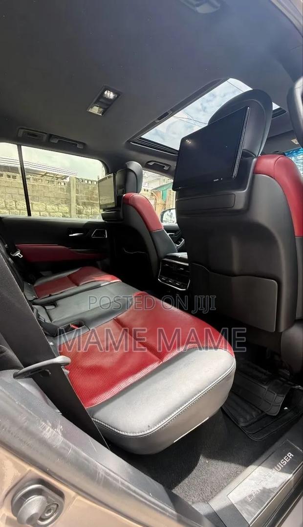 Toyota Land Cruiser 2023 Gray