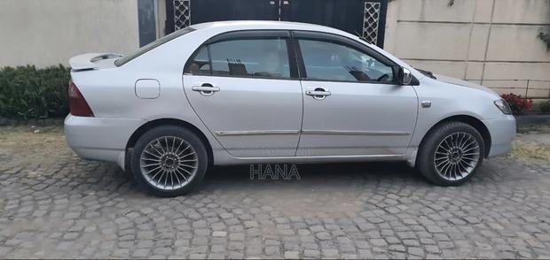 Toyota Corolla 2005