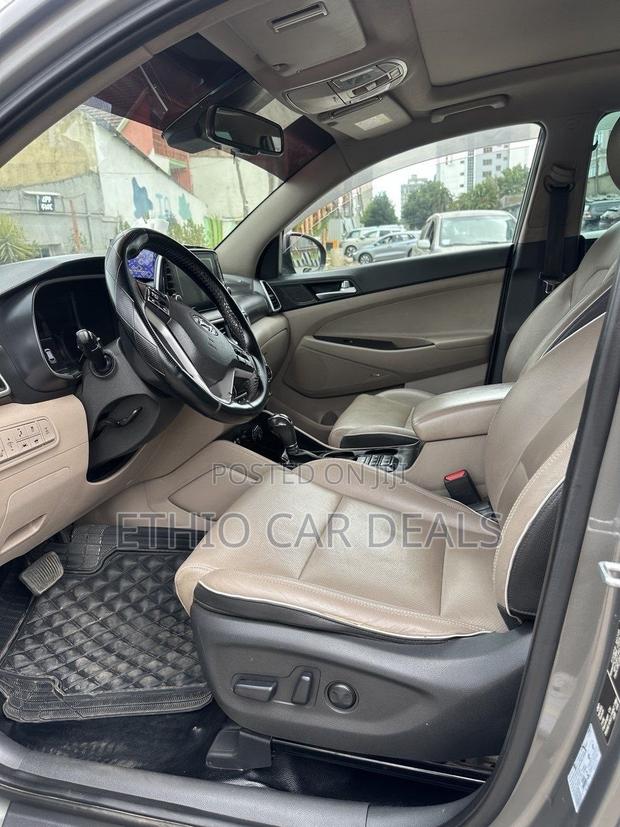 Hyundai Tucson 2020 Gray
