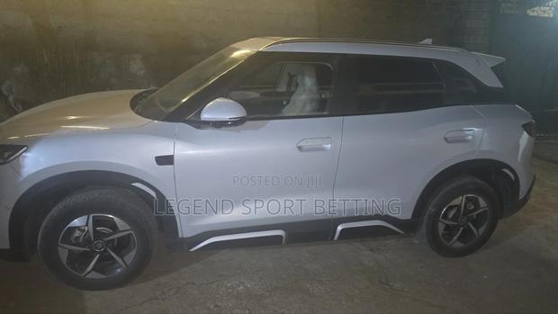 BYD Yuan Up 2025 Ivory