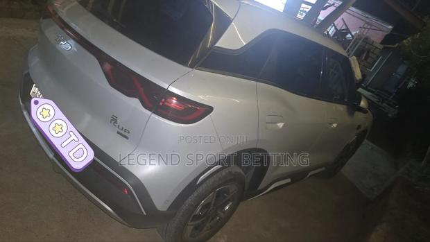 BYD Yuan Up 2025 Ivory