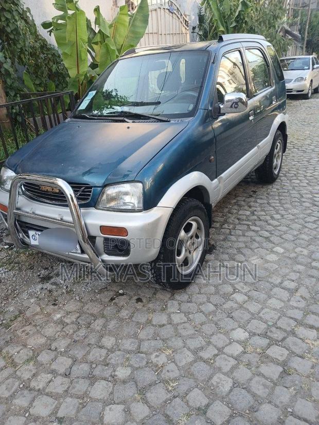 Daihatsu Terios 1999 Blue