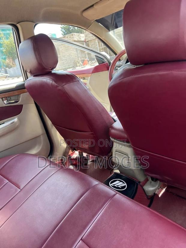 Lifan Abay 1.3 Sedan FWD 2010 Silver