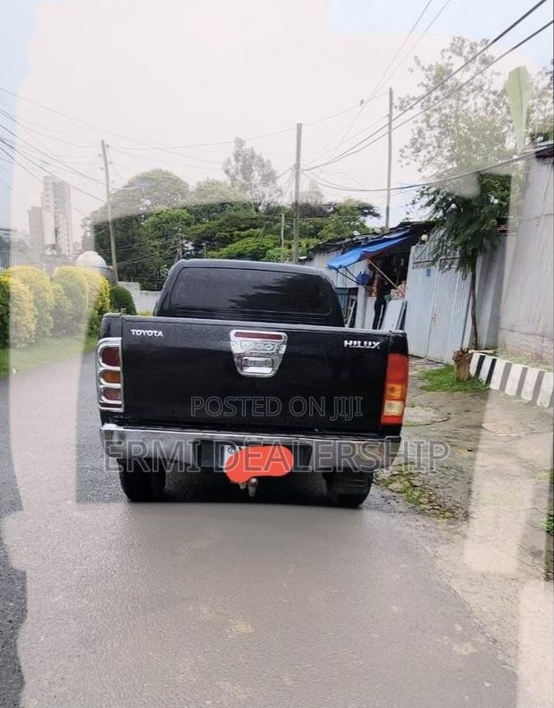 Toyota Hilux 2007 Black