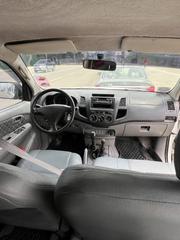 Toyota Hilux 2006 White for sale