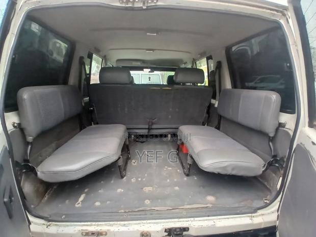 Toyota Land Cruiser 2013 White