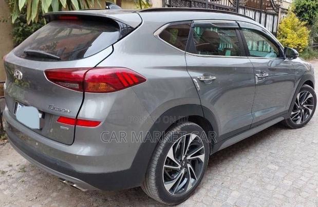 Hyundai Tucson Sport FWD 2020 Gray