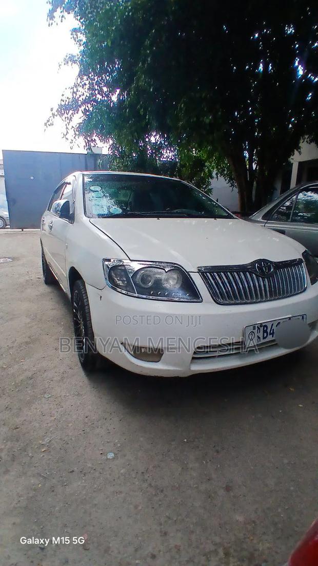 Toyota Corolla 2007 White