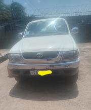 Toyota Hilux 2.5 Cab 2005 White for sale