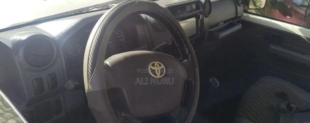 Toyota Mark II 2004 White