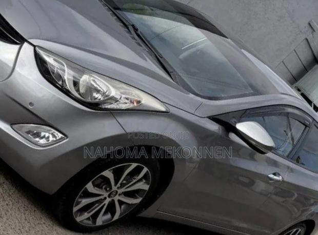 Hyundai Avante 2014 Gray