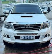 Toyota Hilux 2015 White for sale
