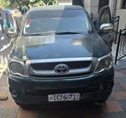 Toyota Hilux 2010 Green for sale