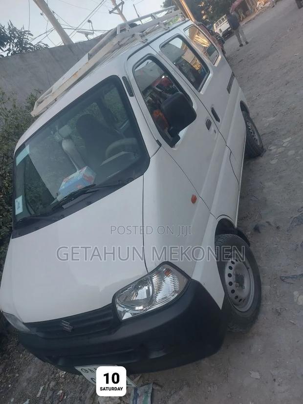 Suzuki Eeco 2025 White