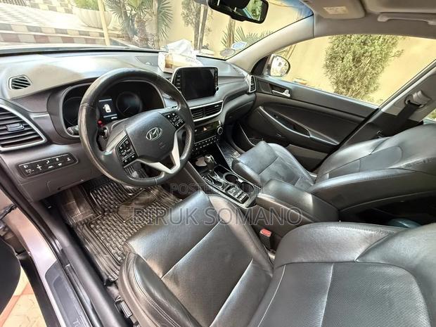 Hyundai Tucson 2020 Gold