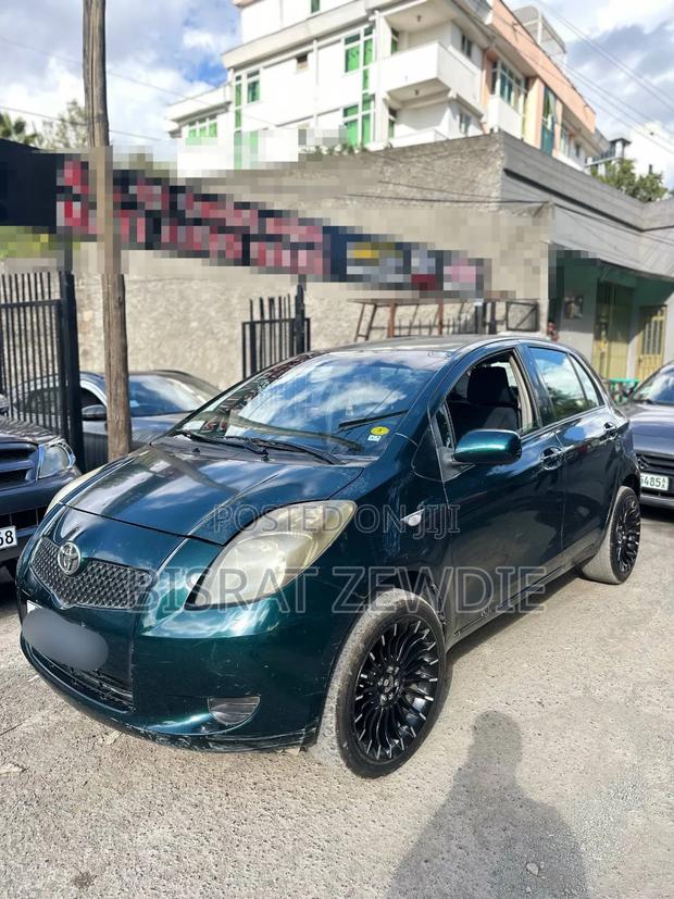 Toyota Yaris 2007 Black