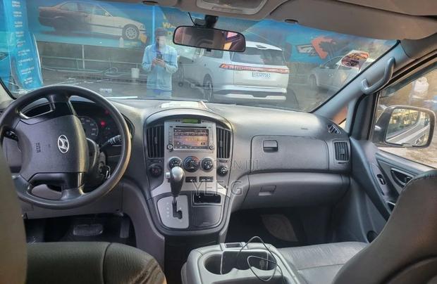 Hyundai Avante 2016