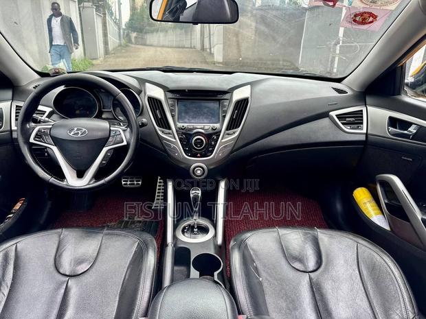 Hyundai Veloster Automatic 2012 Yellow