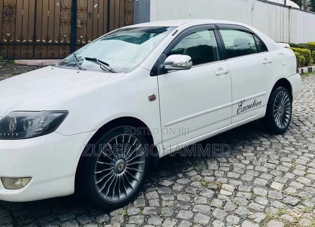 Toyota Corolla 2007 White