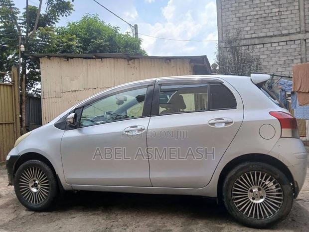 Toyota Yaris 2008 Silver