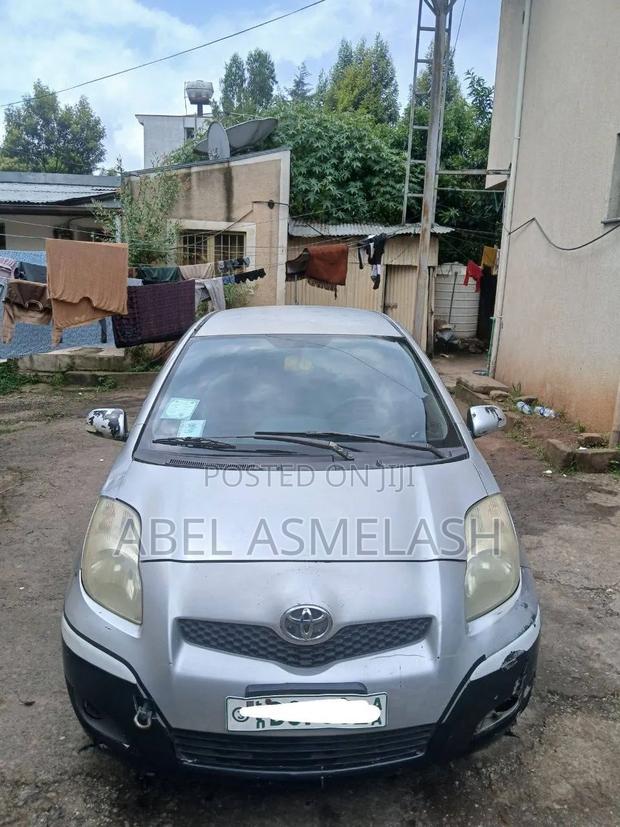 Toyota Yaris 2008 Silver