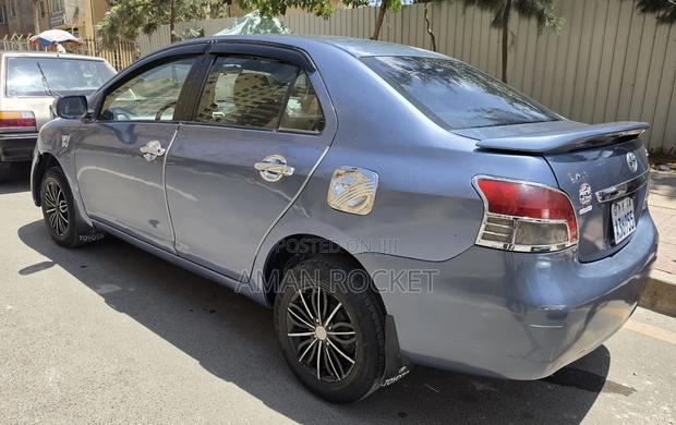 Toyota Yaris 2006 Blue