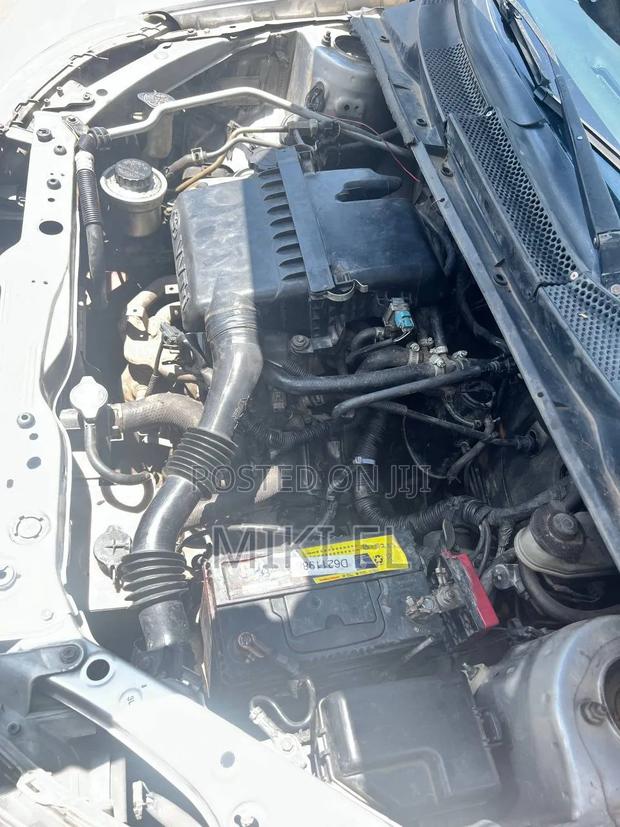 Toyota Platz 1.0 FWD 2003 Silver
