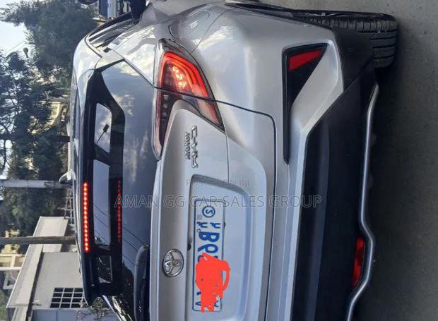 Toyota C-HR 2020 Silver