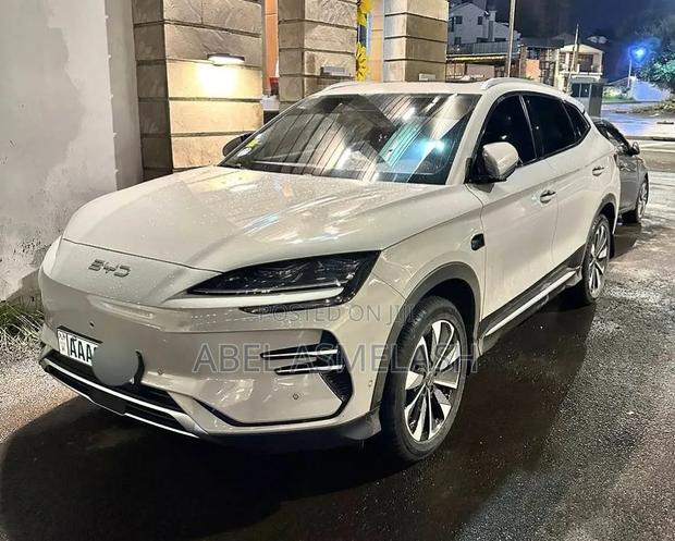 BYD Song Plus 2025 White