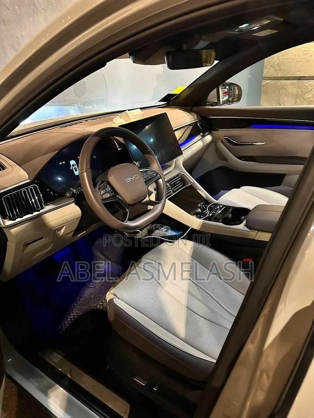 BYD Song Plus 2025 White