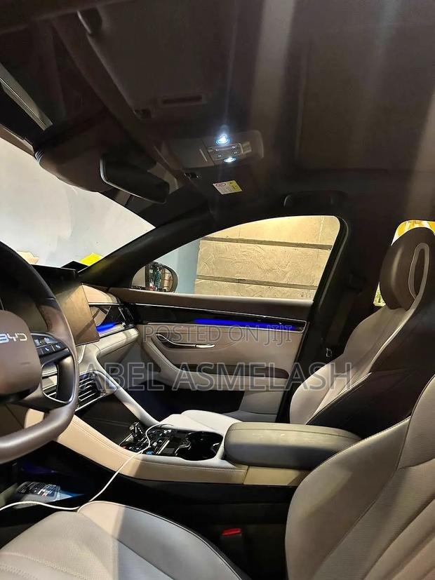 BYD Song Plus 2025 White