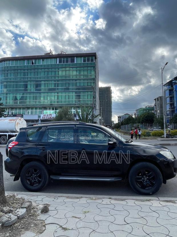 Toyota RAV4 2009 Black
