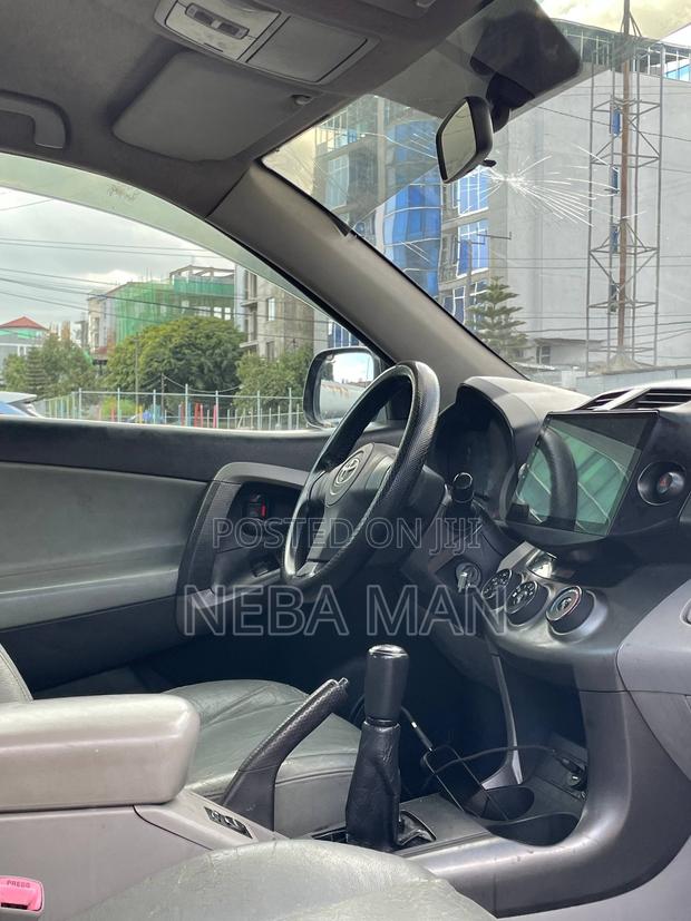 Toyota RAV4 2009 Black