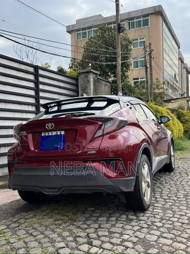 Toyota C-HR 2019 Red