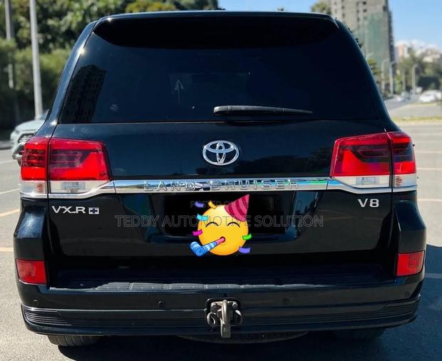 Toyota Land Cruiser 2020 Black