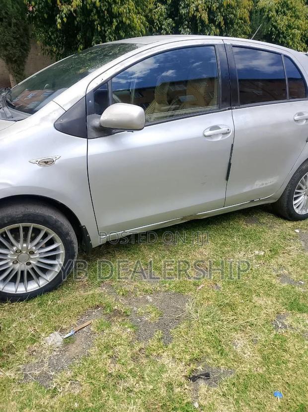 Toyota Yaris 2006 Silver