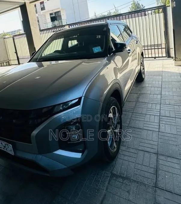 Hyundai Creta 2023 Silver