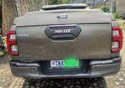 Toyota Hilux 2021 Gold for sale