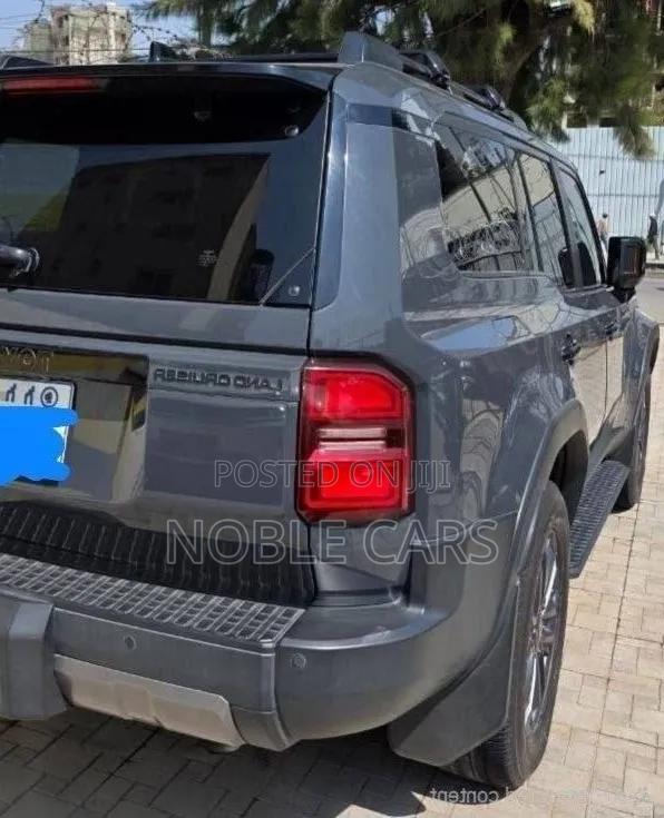 Toyota Land Cruiser Prado 2.4 Hybrid 2024 Gray