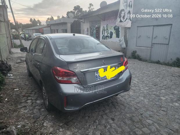 Mitsubishi Attrage 2021 Gray