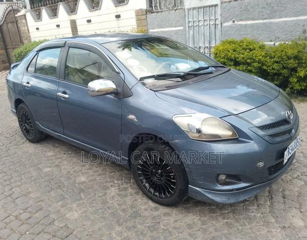 Toyota Yaris 2008 Gray