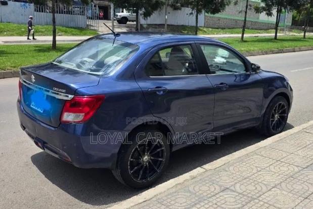 Suzuki Dzire 2021 Blue