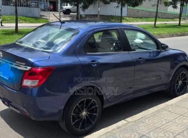 Suzuki Dzire 2021 Blue