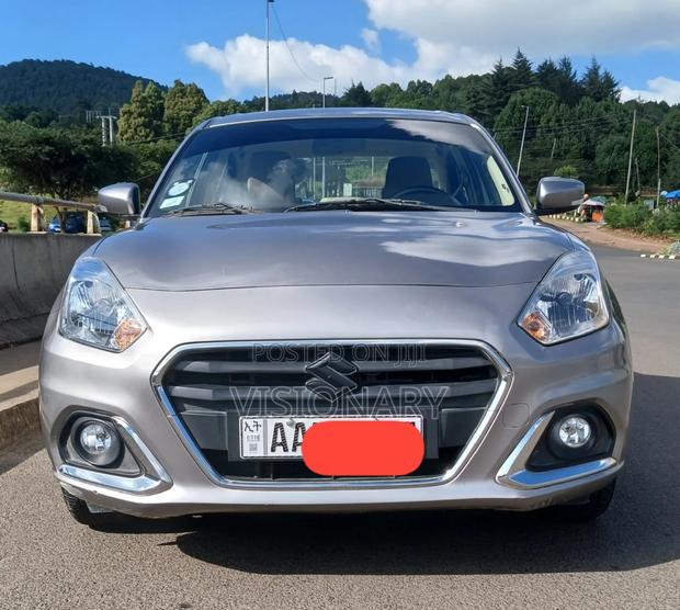 Suzuki Dzire 2022 Silver