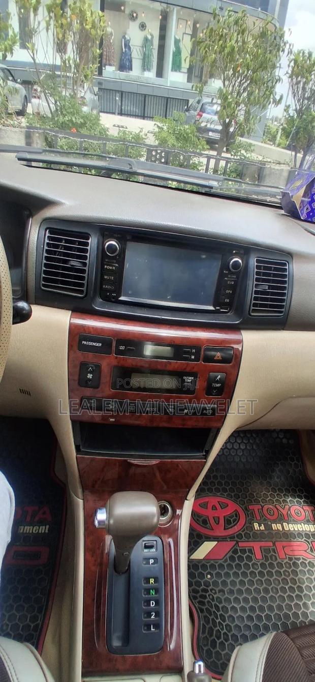 Toyota Corolla Verso Automatic 2003 Ivory